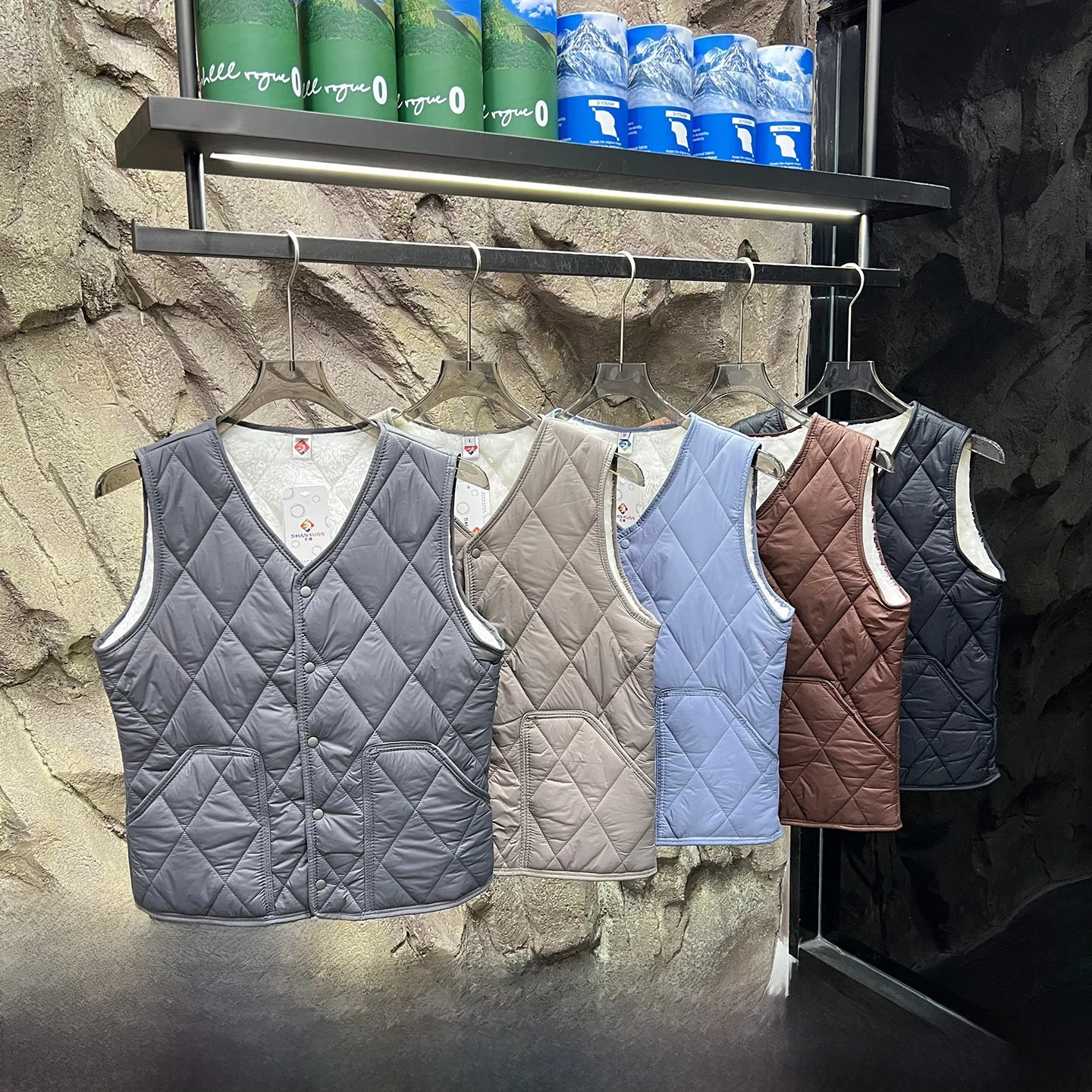 

Легкий утепленный жилет из хлопка с ромбовидным узором, больших размеров, для осени и зимы, мужской, теплый, с подплечниками, можно носить как верхнюю одежду.