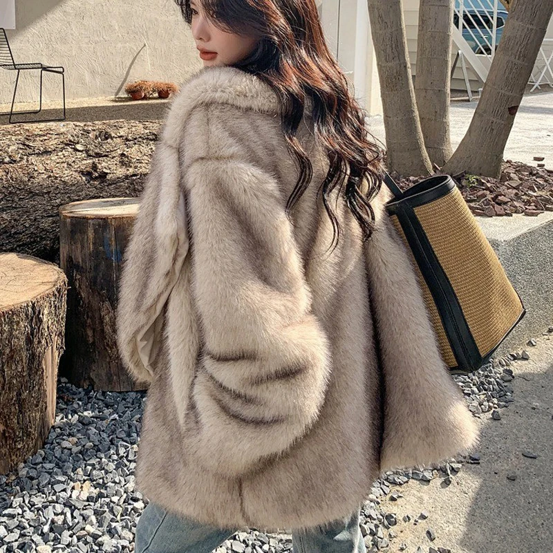 2024 Winter Loose Oversized Long Fluffy Overcoat Outerwear Luxury Brand Fashion Gradient Animal Color Faux Fur Coat Jacket Women