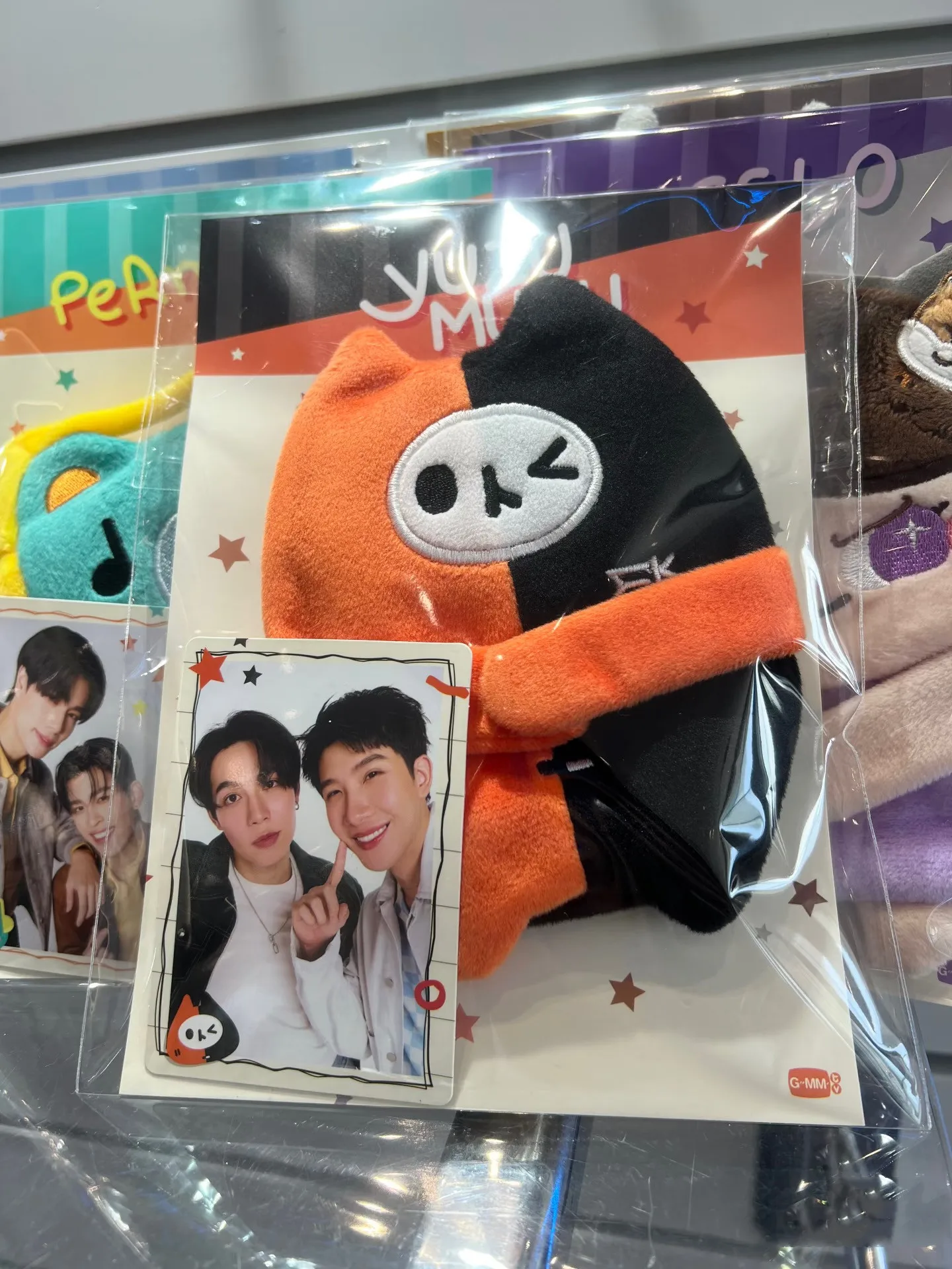 preventa-oficial-de-la-serie-de-television-gmmtv-thai-star-the-eclipse-first-khaotung-yuzumumu-huggy-bag