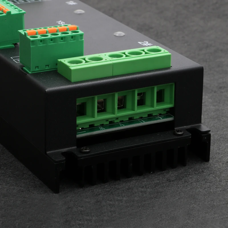 ตัวควบคุมมอเตอร์แบบไร้แปรงถ่านสองทิศทาง 1 ชิ้น 15-80V 48V 800W สำหรับชิ้นส่วนควบคุมการขับเคลื่อนด้วยล้อแบบมีรีโมทคอนโทรลสำหรับยานพาหนะติดตั้งบนแทร็ก