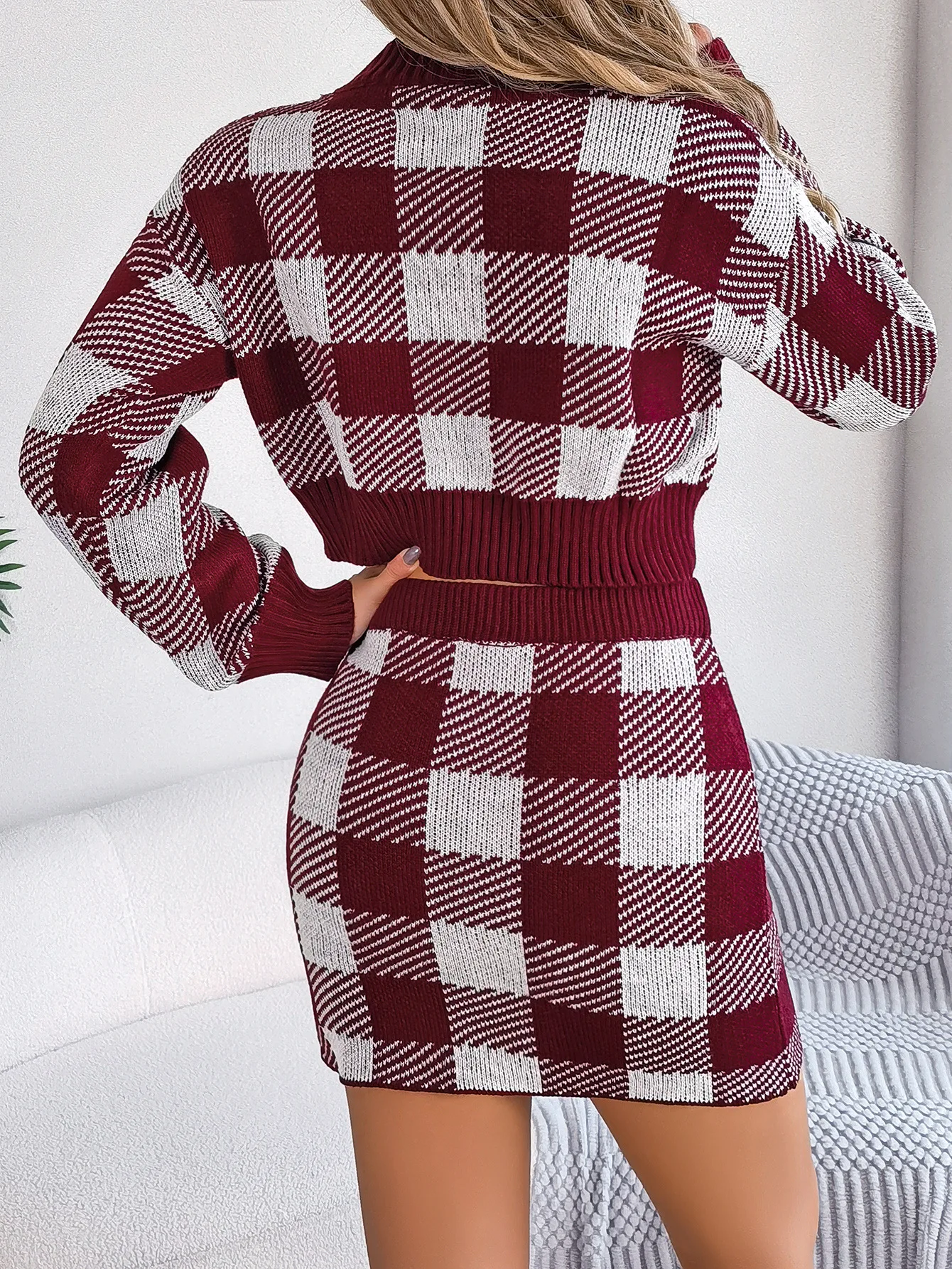 Two Piece Sets Womens Autumn and Winter Casual Contrast Color Plaid Long-sleeved Navel-baring Sweater Top + Hip Skirt Dress Sets