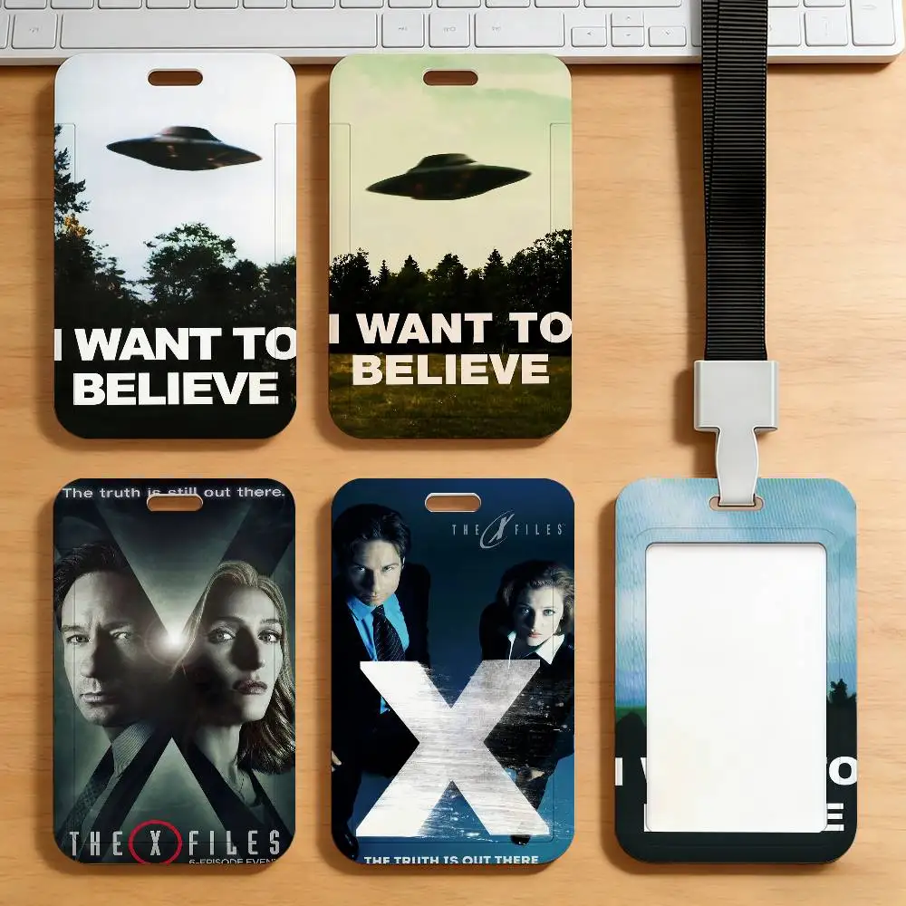 Class TV Series The X-Files Vintage-Kartenhalter für Transport-, Arbeits-, Ausweis-, Studenten- und Essenskarten