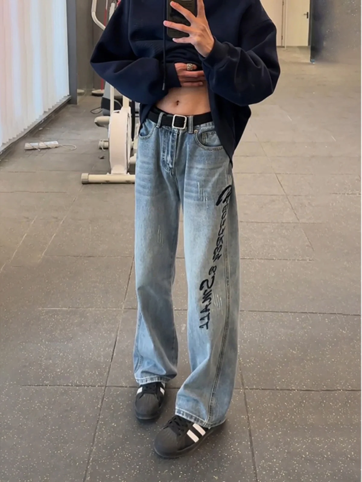 

Синие мужские джинсы-буткэт в стиле хип-хоп с надписями, широкие прямые брюки, длинные штаны, американский стиль, хлопок, полиэстер, смесовая ткань