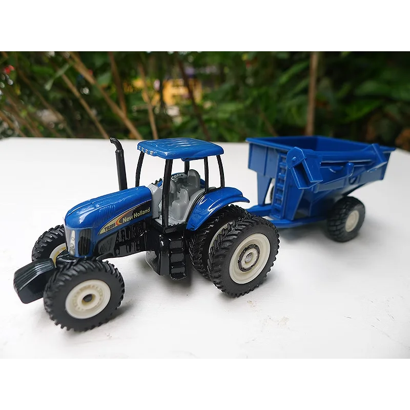 

Diecast ERTL 1:64 Scale New Holland TG285 Cart Alloy Tractor Model Collectible Toy Gift Souvenir Display Ornament