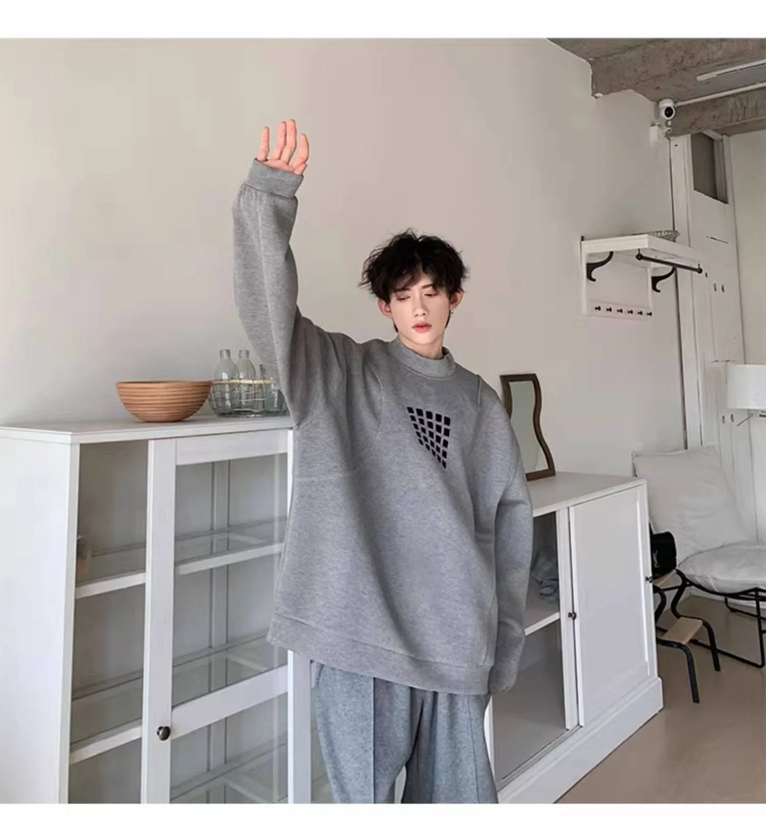 

Мужские толстовки без капюшона на молнии с динамичным графическим принтом «Пламя и огонь», молодежный уличный стиль, весенняя мода, городской образ