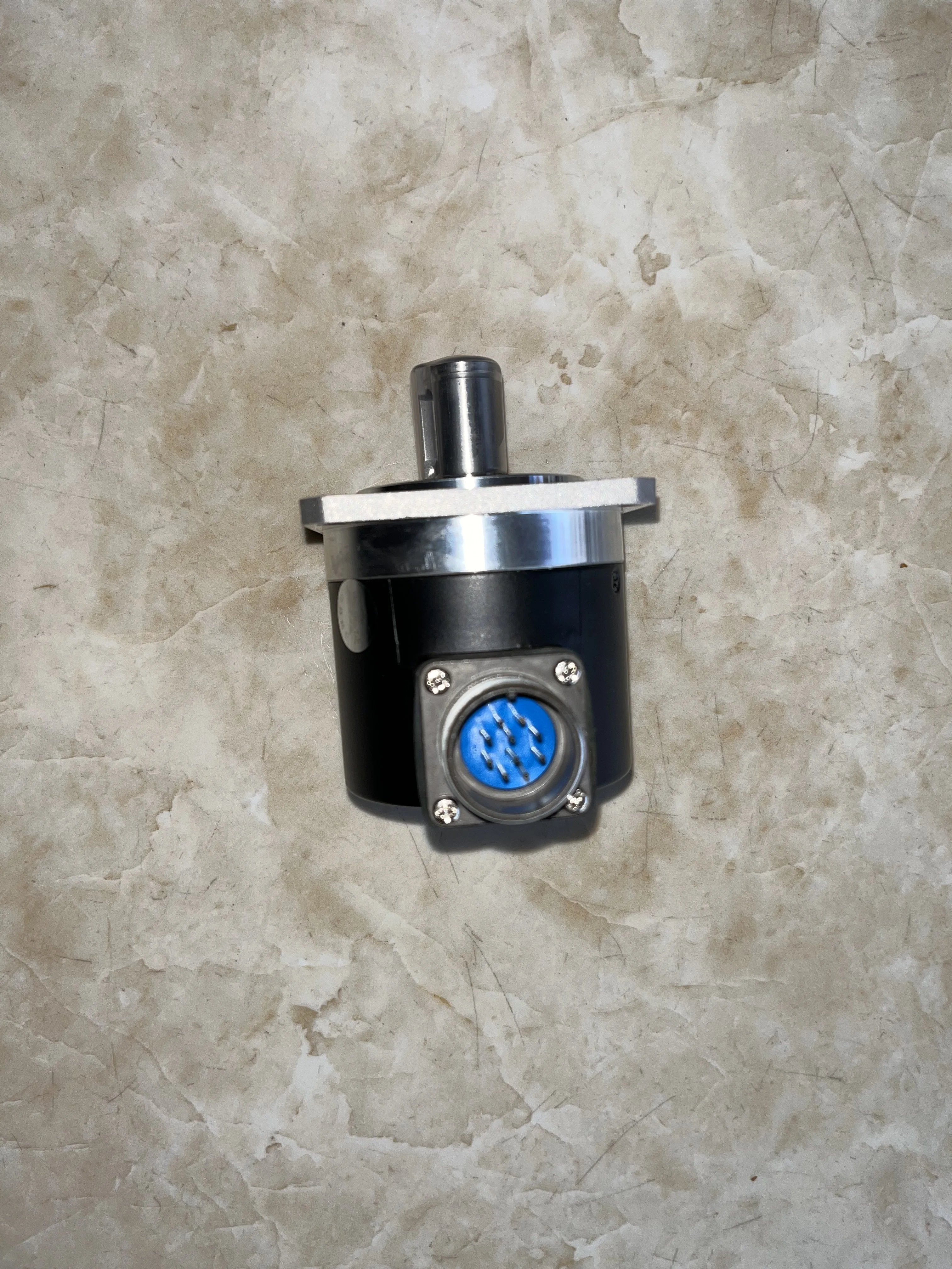 ZSF62J15PR1024M05L ใหม่เอี่ยมจุดเดิมอู๋ซีครีต Solid Shaft Photoelectric Rotary Encoder