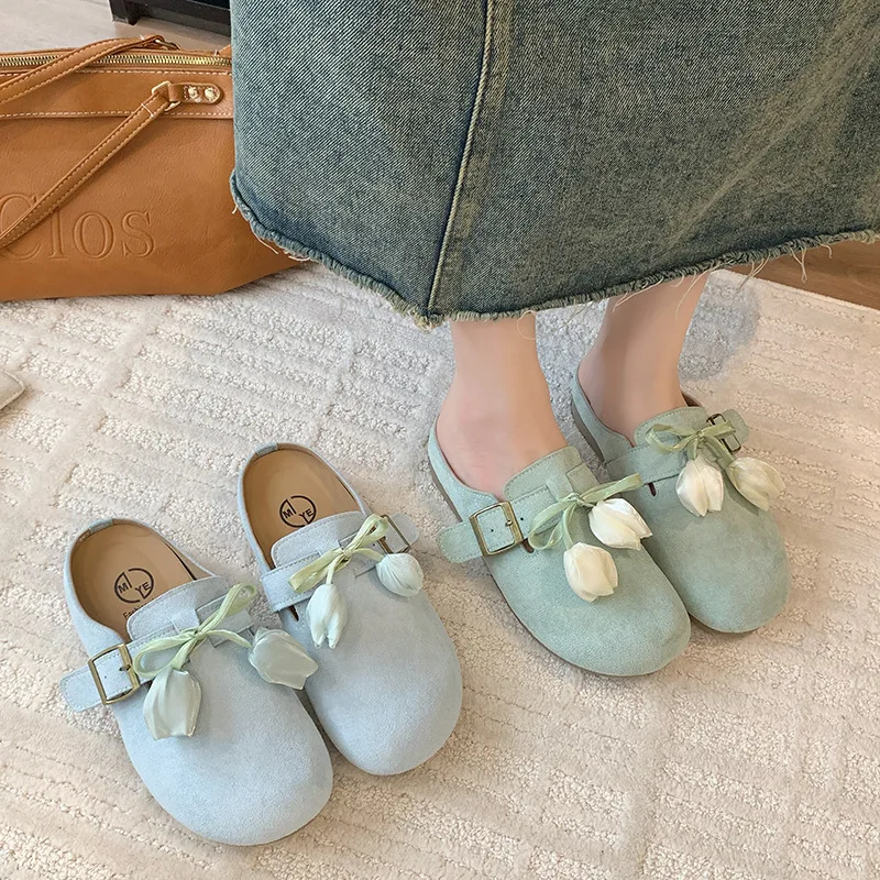 2025, modische Damen-Pantoletten mit Tulpenakzent, Slip-On-Clogs für Damen mit weicher Sohle, elegante geschlossene Hausschuhe, passend zum Kleid