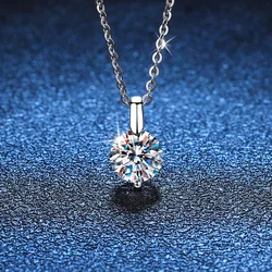18K platinum diamond pendant clavicle chain classic and simple 1 carat D color moissanite PT950 platinum necklace