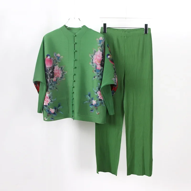 Miyake Pleated Suit Female 2024 Summer New Printed T-shirt + Straight Pants Two-piece Suit Large Yard Tops Package Button Shirt