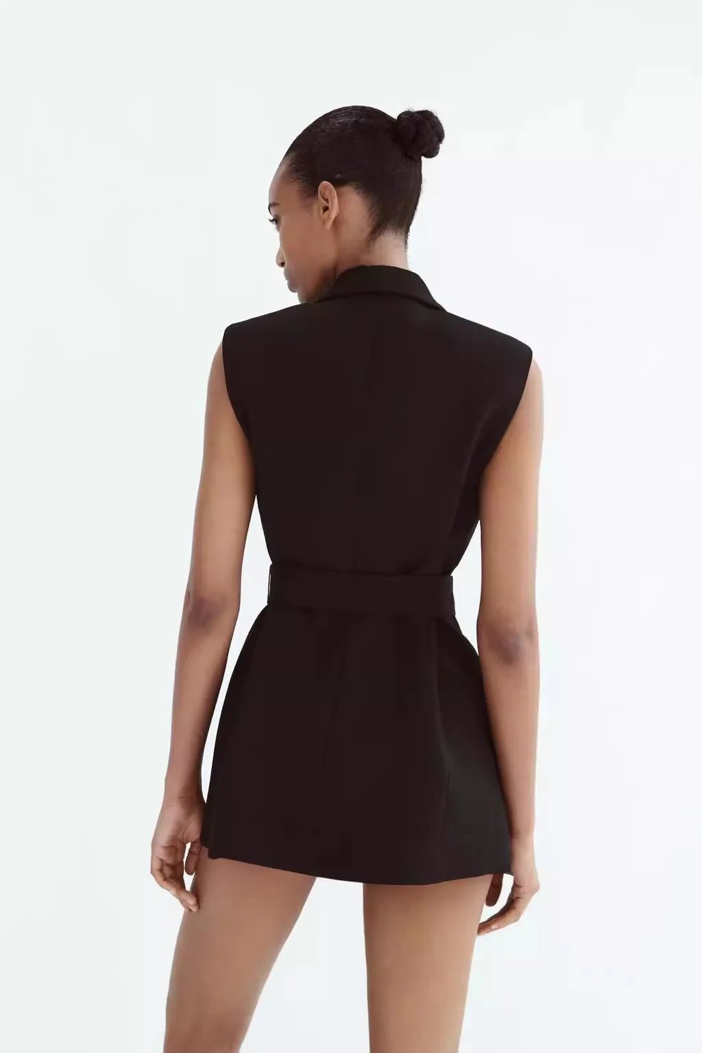 

Summer New Women's Belted Svel Vest Dring Sle Faionable Commute Pure Color 25-29 Years Old Suitable Knot