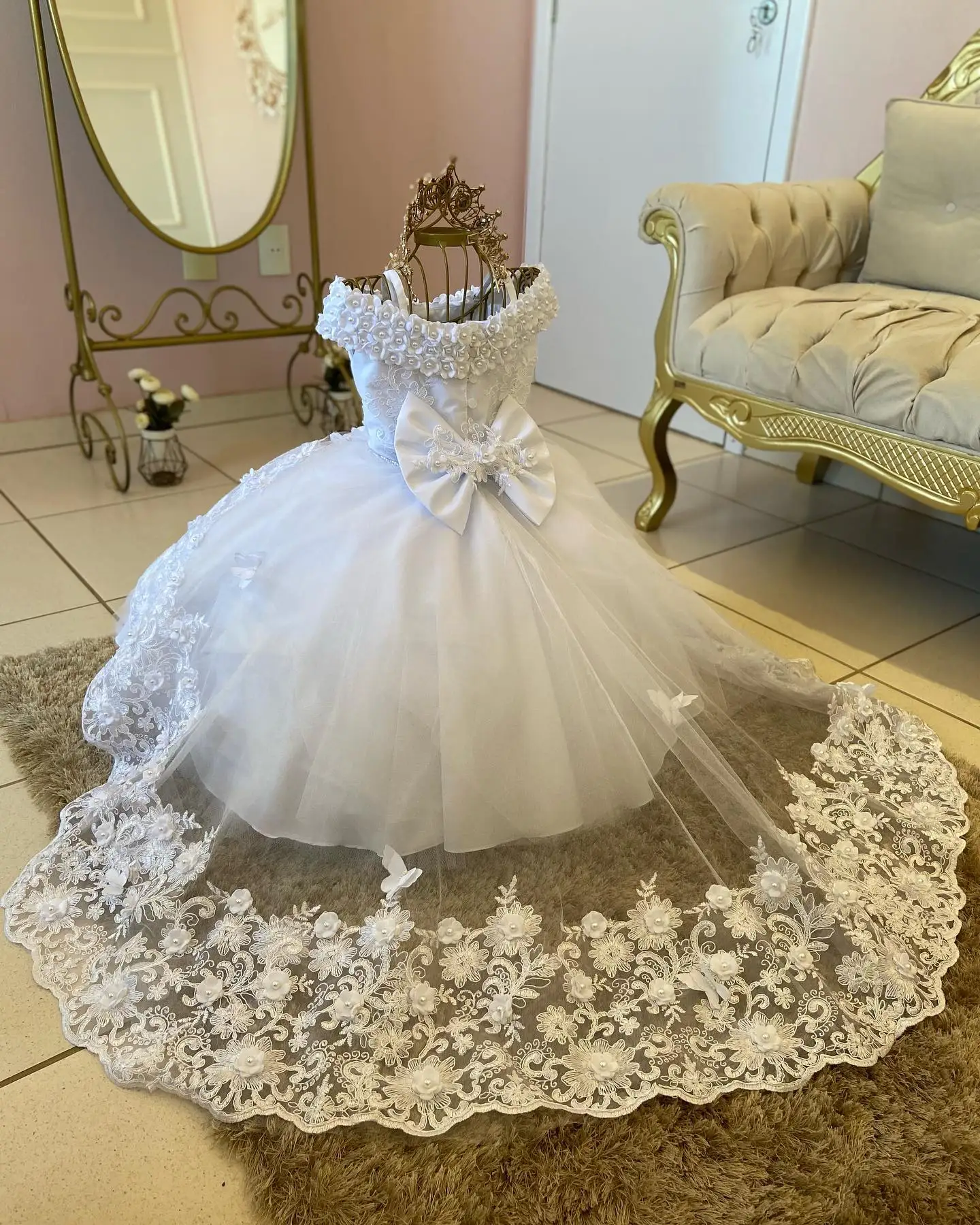 Weißes Perlen-Blumenmädchenkleid für die Hochzeit, bauschig, ärmellos, Prinzessin, Geburtstagsfeier, Perlen, Tüll, Weihnachten, Erstkommunionkleid