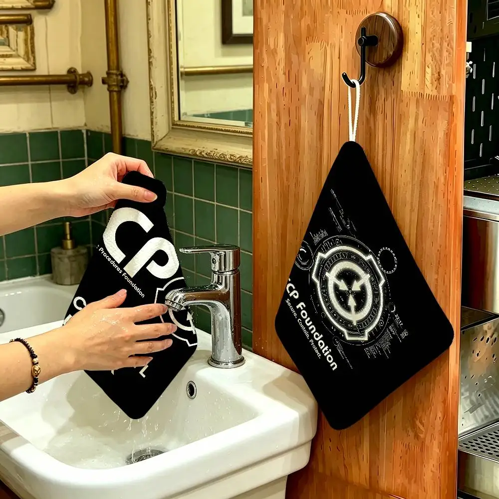 Classic Game SCP Foundation Hanging Kitchen Towel, Polyester Cotton Material, Wear Resistant Hand Wiping Towel for Home