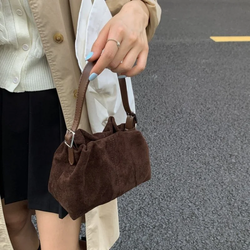 Известный дизайнер Элегантная сумка через плечо Кожаная женская сумка Элитный бренд Классическая парижская элегантная пригородная сумка с отделкой ​