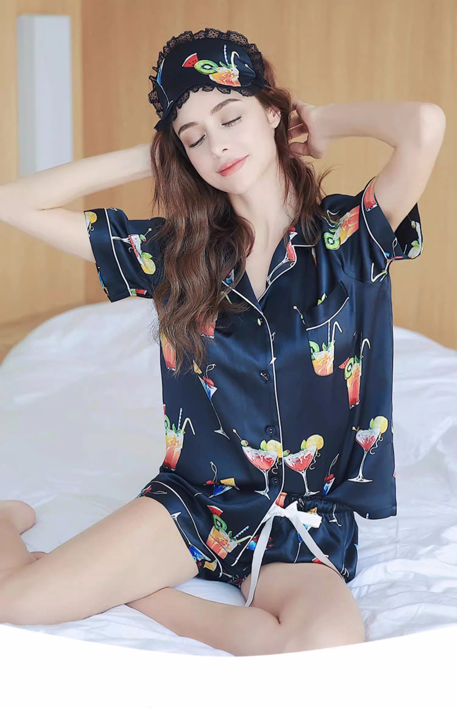 Cute Print 100% Mulberry Silk Pajama Set Thin Short Sleeve Buttons Lapel Top & Elastic Shorts Women's Nightwear Casual Sleepwear