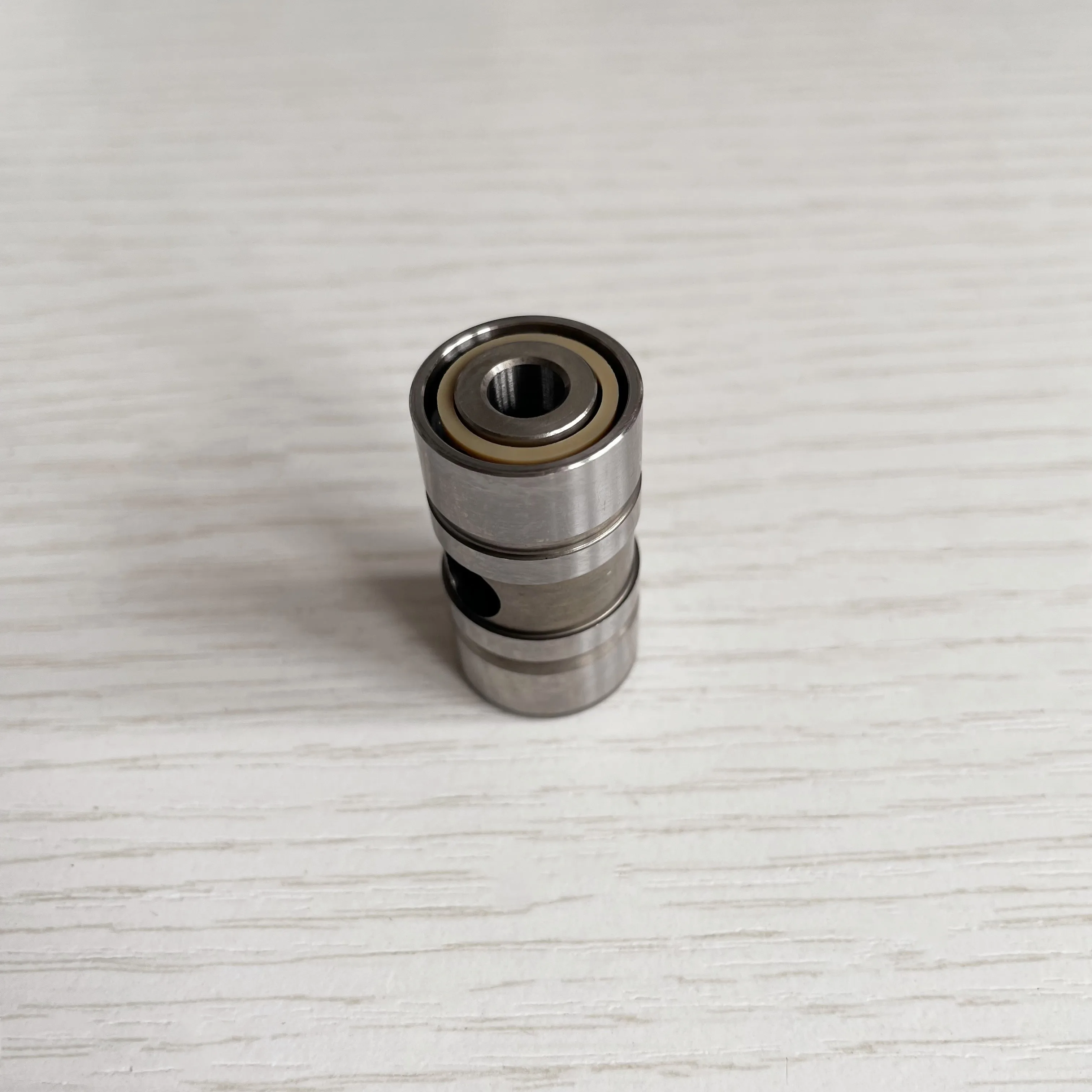 

8232375 8232372 BALL BEARING GTB2060V GTB2260B GT20 GT22 Made in China BALL BEARING