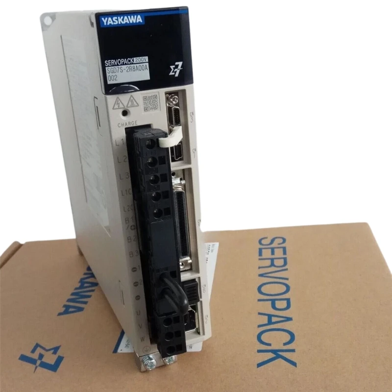 

New Yaskawa SGD7S-2R8A00A002 Servo Drive Expedited Shipping