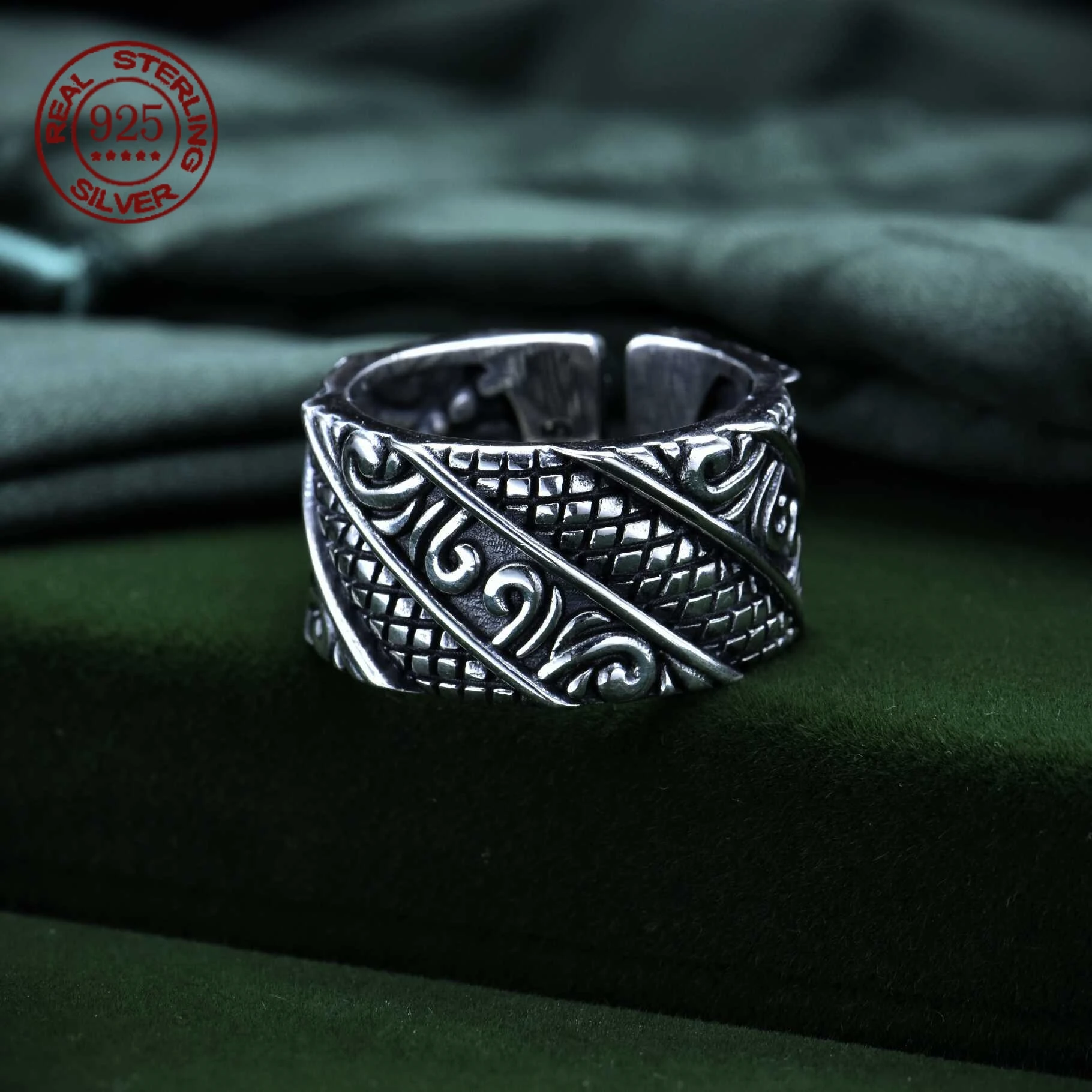

Personalized retro S925 Sterling Silver life tree pattern men's silver jewelry women's index finger European Jewelry Gift