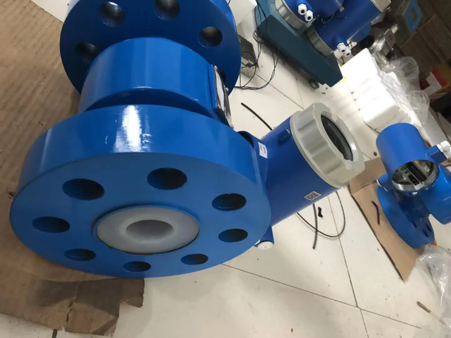 Industrial Intelligent High Pressure Electromagnetic Flow Meter For Sewage Water 1.0-42MPa 4-20mA 6 Inch DN150 Flange Connection