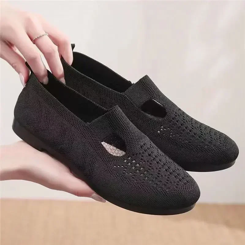 2024 Women Shoes Mesh Light Breathable Slip on Casual Shoes Solid Color Versatile Low Help Flat Shoes Zapatos De Mujer Sneaker