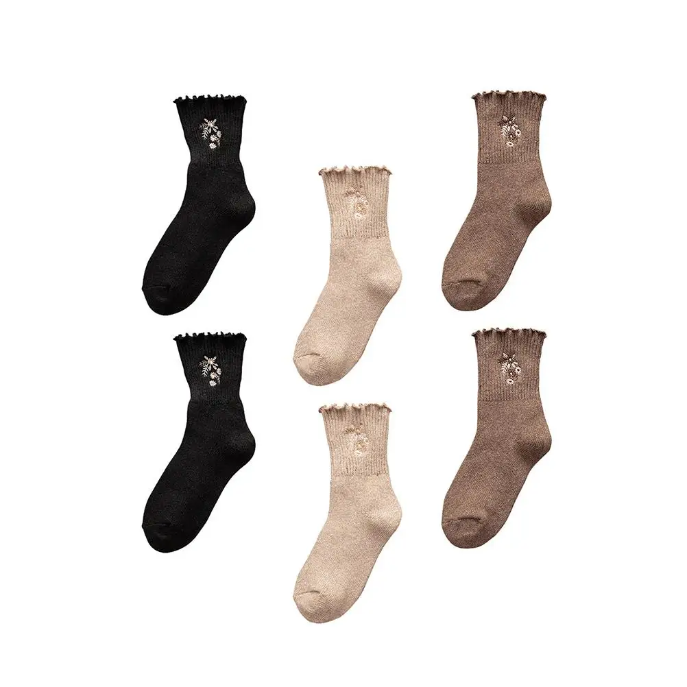 

3 Pairs Embroidered Woollen Warm Female Stockings Middle Tube Flower Wool Middle Tube Socks for Girls Winter Socks