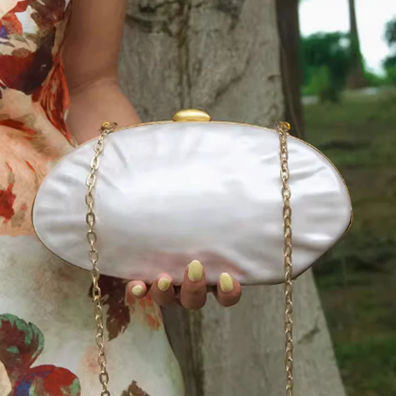 

Модный металлический корпус, белый акрил, женский роскошный вечерний клатч, цепочка для невесты, свадебный кошелек, вечерние, через плечо, дневной короб, дата для девочек