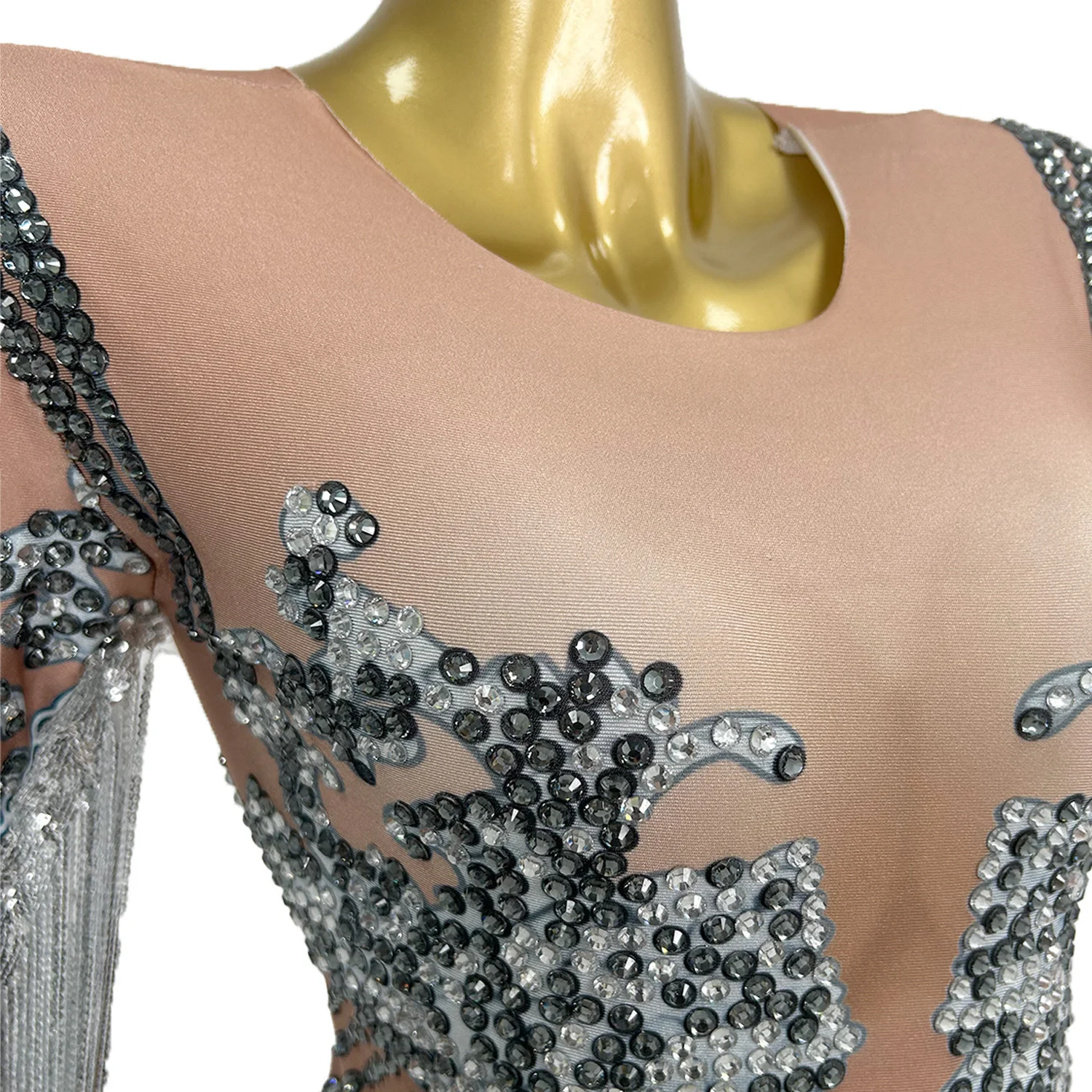 Sparkly Sequins Rhinestone Sexy Printing Bodysuit Women Birthday Party Stage Performance Short Jumpsuit Tassel Sleeved Gongdian
