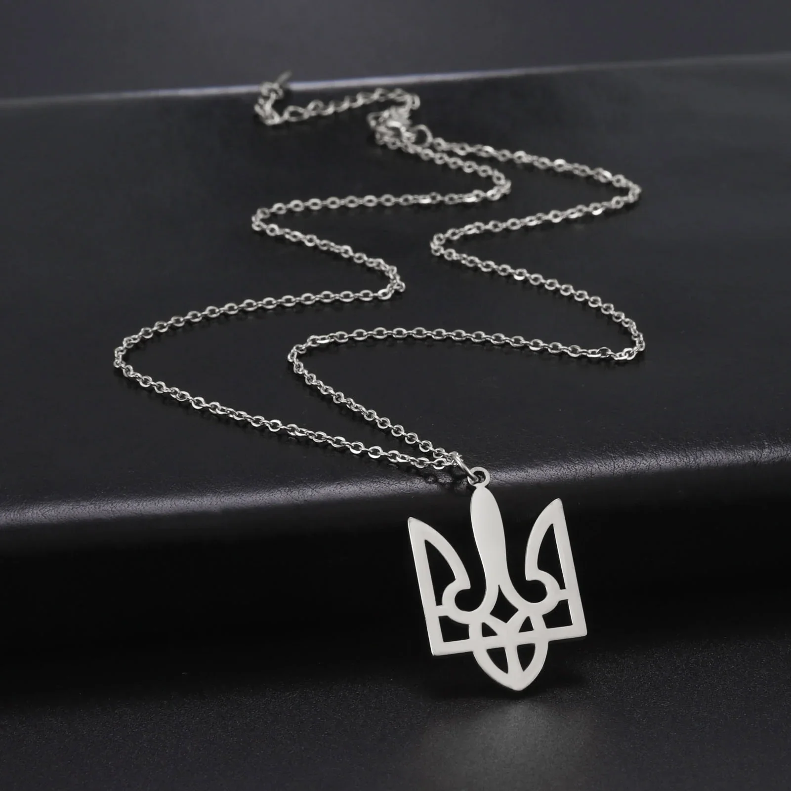 Teamer Ukraine Tryzub Stainless Steel Pendant Necklace for Women Men Ukrainian National Ethnic Choker Jewelry Wholesale