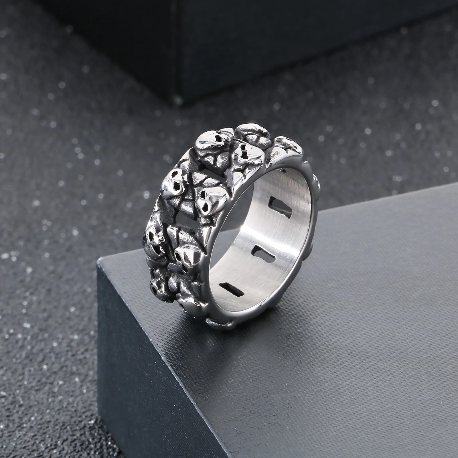 Fongten Geometric Skull Stainless Steel Men\'s Ring Metallic Hollow Design Finger accessories Punk Fashion Jewelry Banquet Gifts