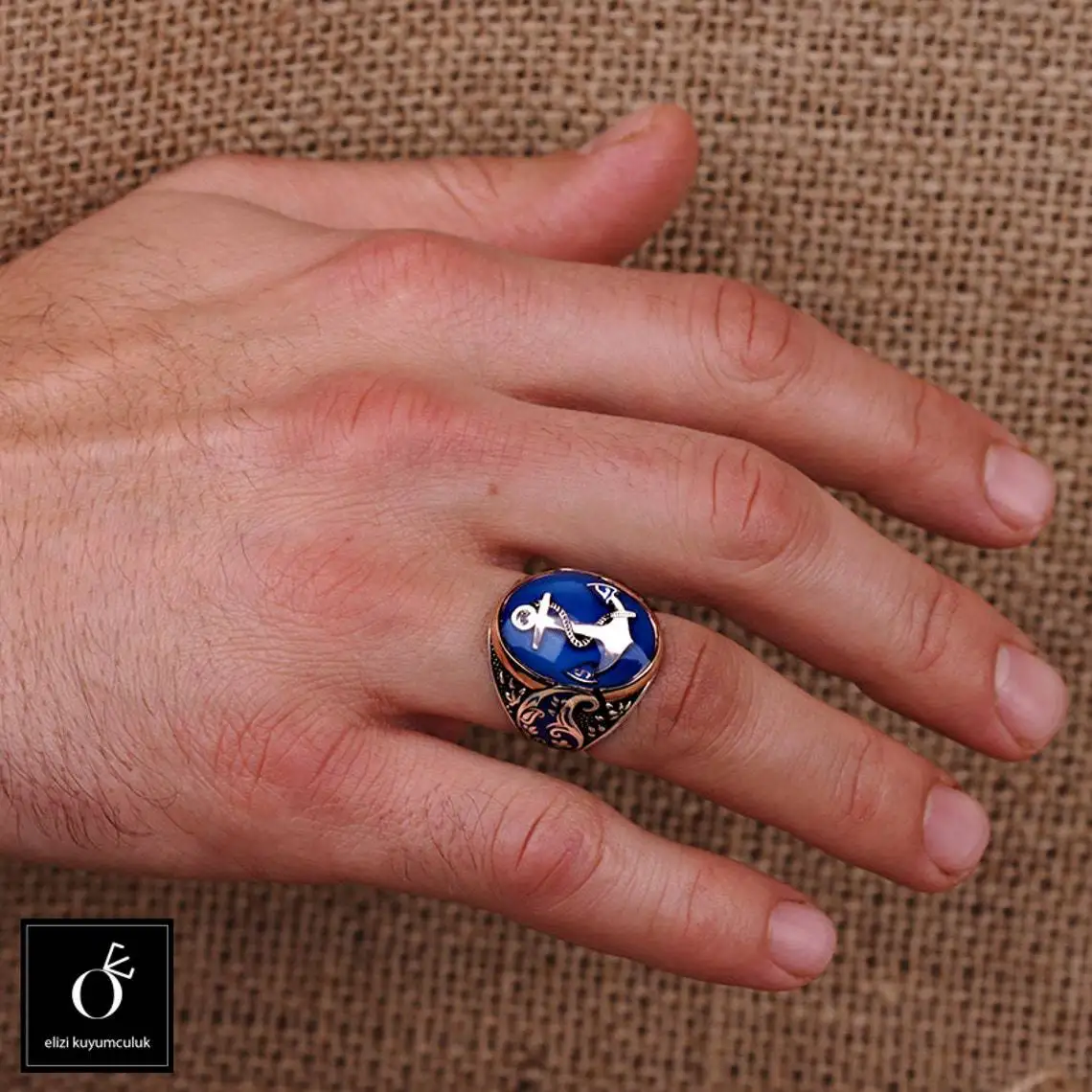 Mat Cross Turquoise Pria yang Modis Memakai Cincin Batu Permata Buatan Tertanam Paduan Trendi Kondisi Baru