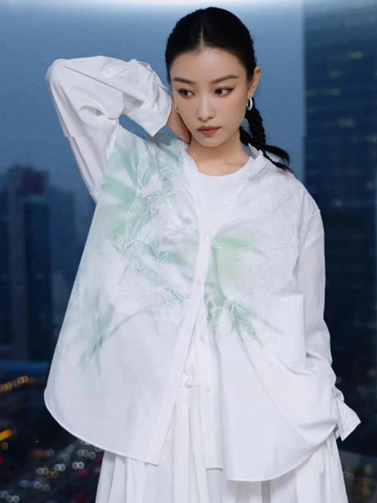 

Новый женский кружевной топ с вышивкой в китайском стиле Bro 60, национальный тренд, длинный воротник све, полиэстер средней длины