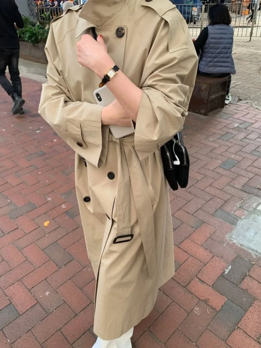 

Осень 2025 года, новый темперамент, универсальный воротник-стойка, пояс с завязками, повседневная ветровка, свободное длинное пальто