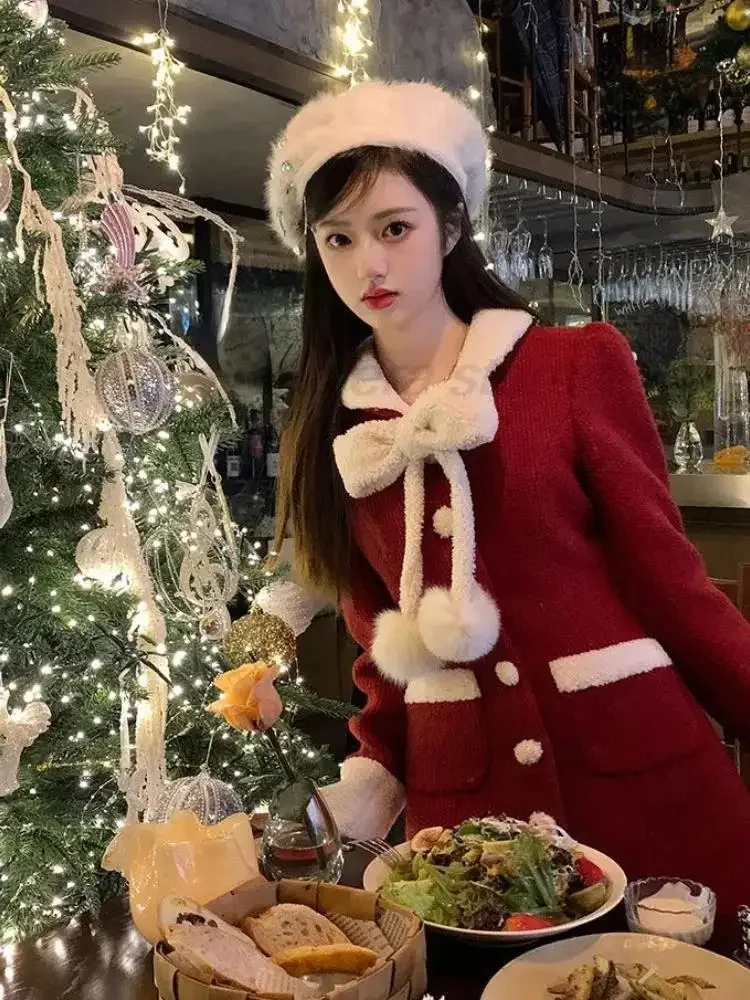 قمامة الدببة الأحمر شتاء دافئ عيد الميلاد المرأة القوس محبوك الرجعية الكورية الحلو فستان قصير كم طويل فرنسا الخامس 2025 جديد