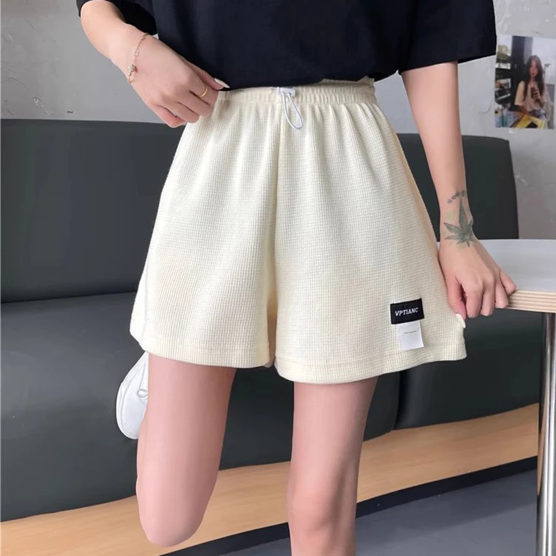 

Простые универсальные женские спортивные шорты на шнурке, летние корейские эластичные прямые короткие брюки с высокой талией, повседневные свободные широкие шорты