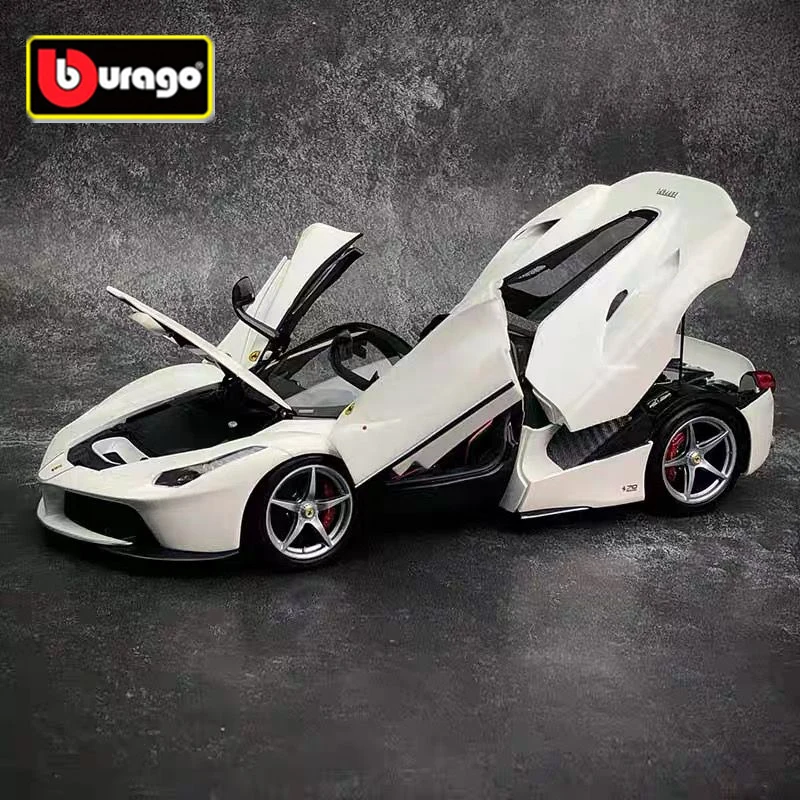 Bburago 1:32 Ferrari LaFerrari Alloy Sports Car Model Diecast Metal Toy Vehicles Car Model Simulation Sound and Light Kids Gifts