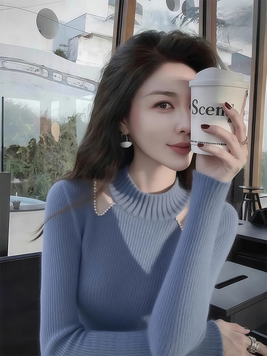 

Blue Beaded Hollow out Knitted Base Layer Top Women's Autumn Winter New Style Hanging Neck Sweater Maturity Light Style Shirt