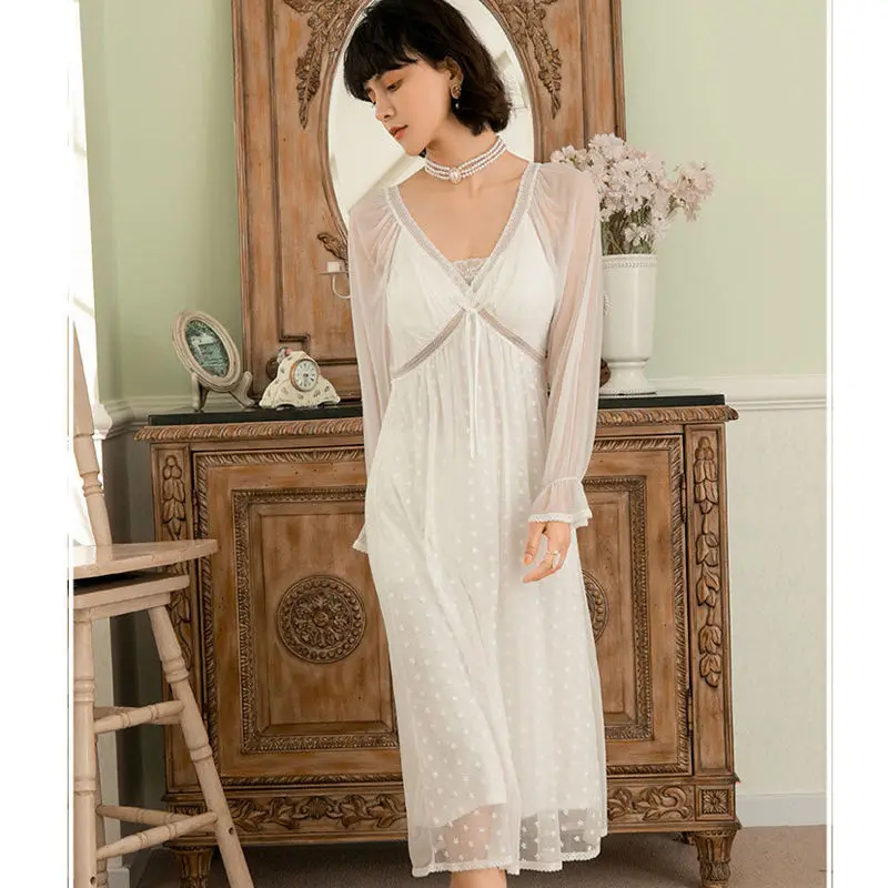 Palace Style Lace Pajamas for Women Sexy Long-sleeved Sexy Nightdress French Elegant Sleepwear Princess Style Dressing Gown Nigh