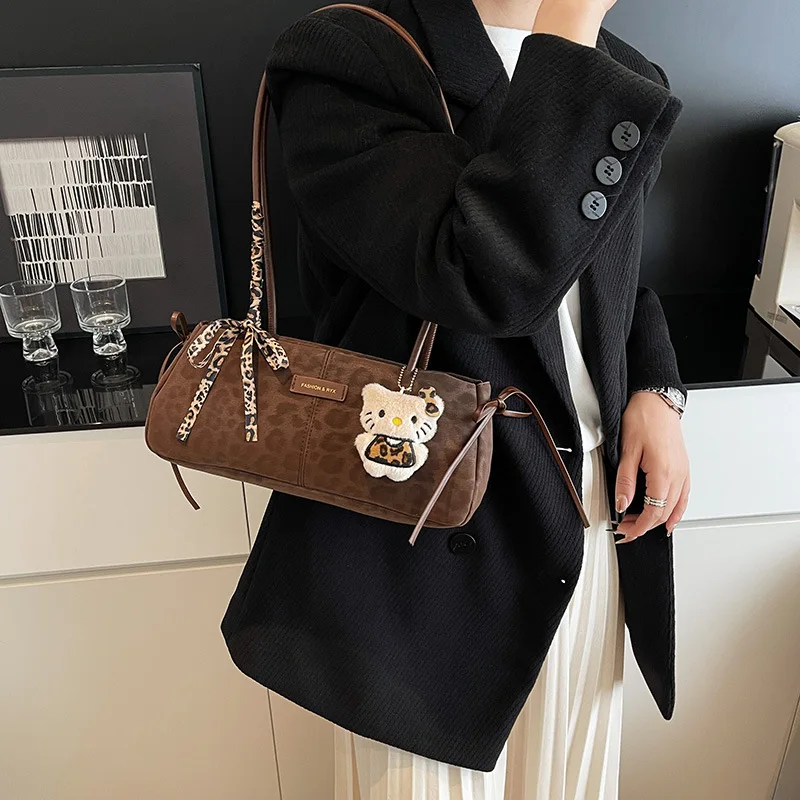 العصرية والمتطورة الرجعية ليوبارد طباعة حقيبة يد للنساء 2025 وصول جديد تنوعا حقيبة كتف سعة كبيرة حقيبة فرنسية