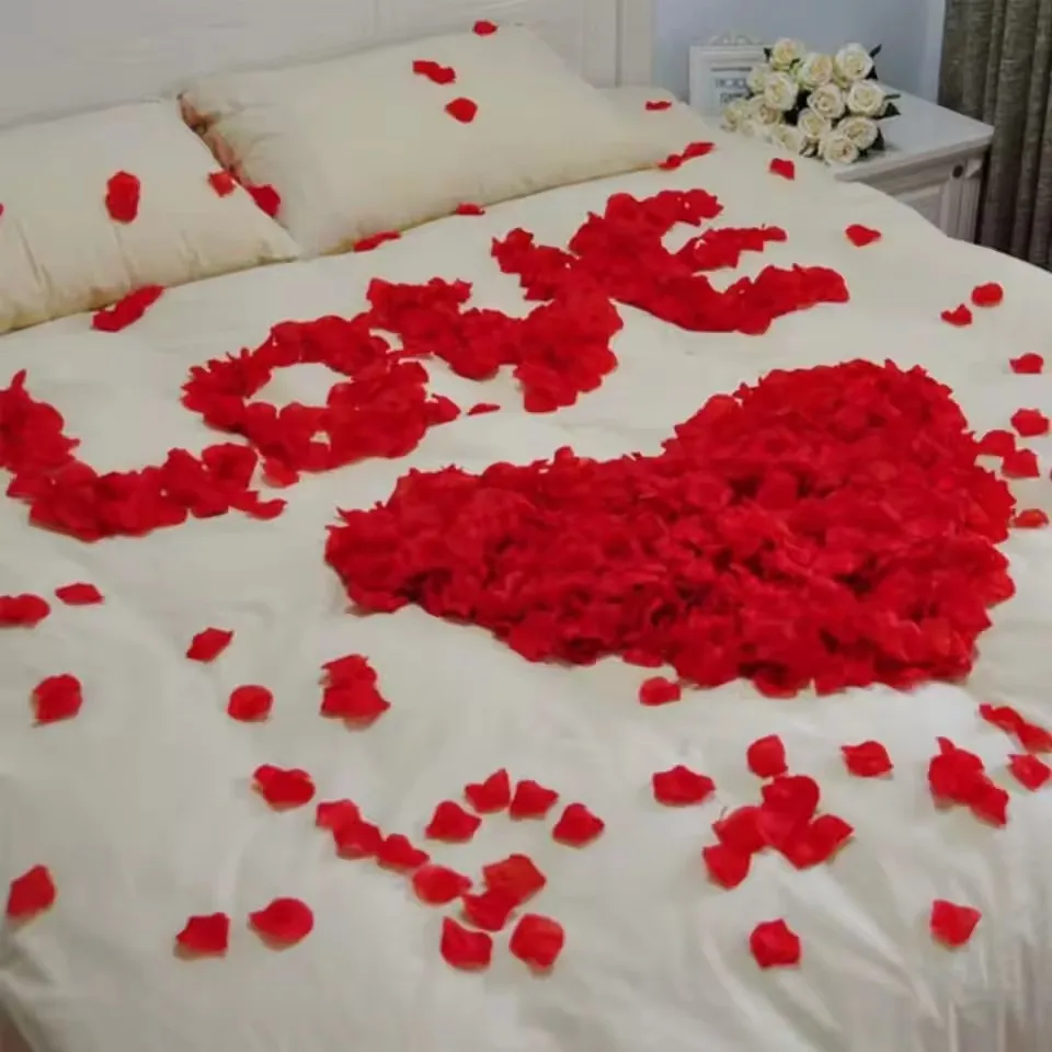 1000 Stück Rosenblätter Romantische Party-Dekoration Hochzeitskranz für Valentinstag Hochzeitsfeier Romantische Dekoration