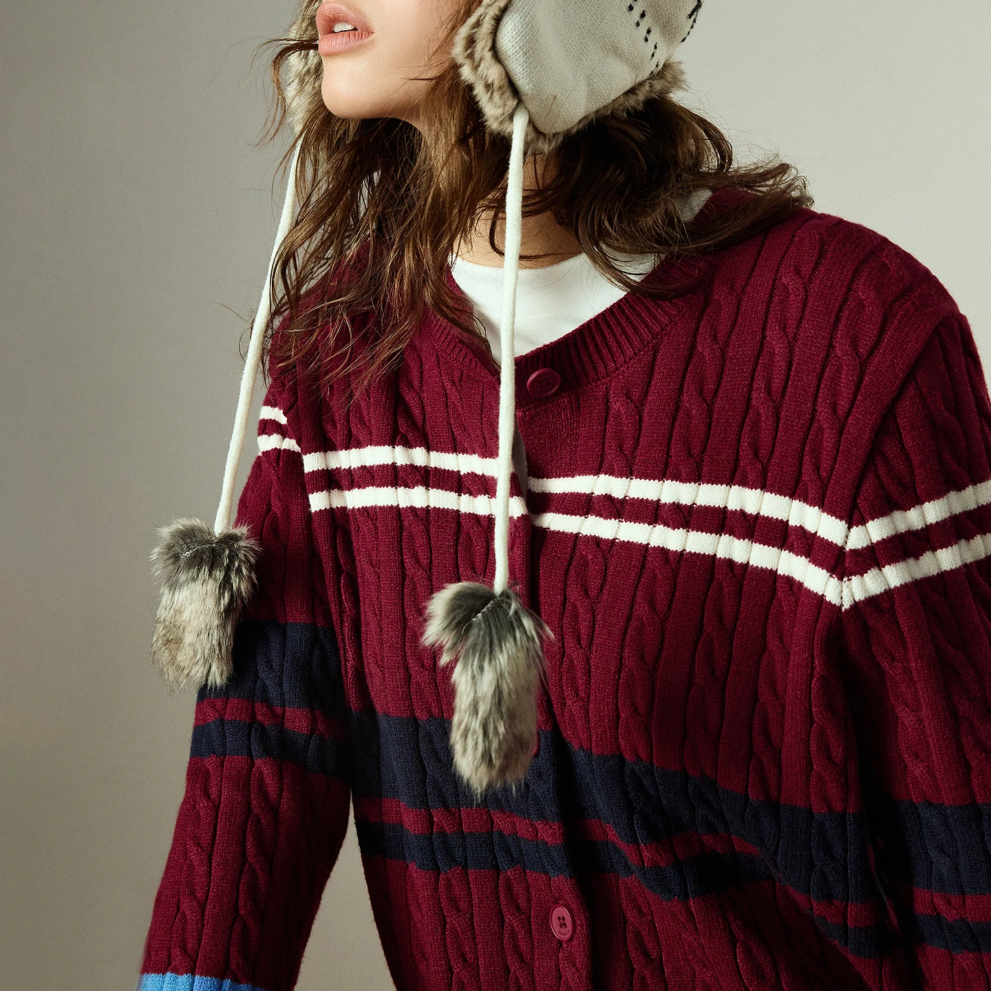 TOYOUTH Prendas de punto para mujer, Tops suaves de punto con cable Retro a rayas americanas con cuello redondo, invierno 2025