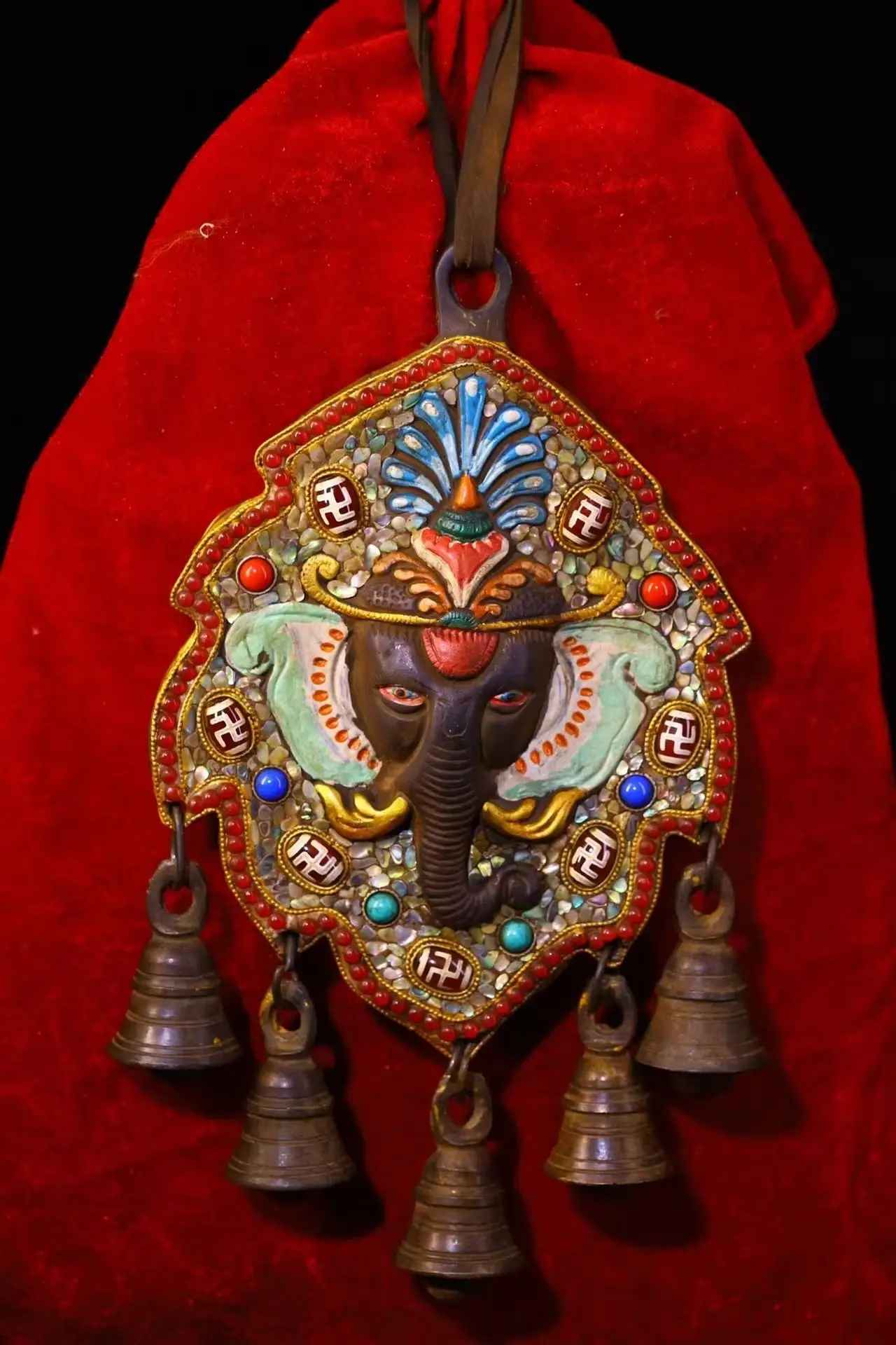 Old Xizang Folk Collection Bronze Mosaic Gem gZi Beads Shell Ganesha Buddha Head Buddha Wind Chime hanging panel Bell