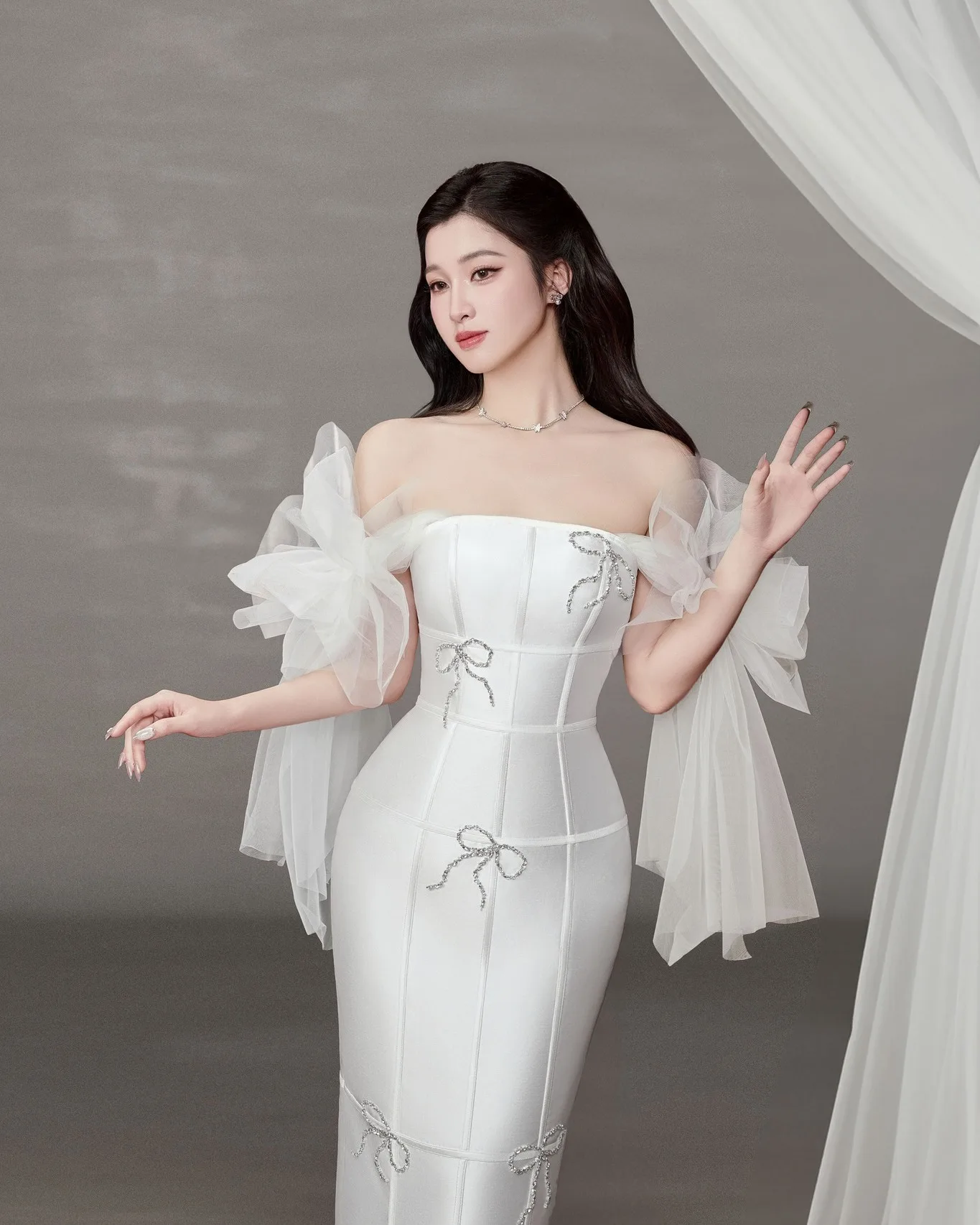 Customized Classic Tea Length Strapless Pleats Crystal Bow Evening Dress Graceful Sheath Off the Shoulder White Satin Party Gown