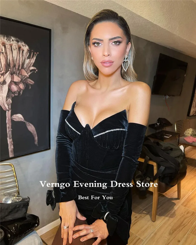 Verngo Sexy Unique Black Velvet Long Evening Dresses Sweetheart Long Split Saudi Arabic Women Party Dress Formal Evening Gown