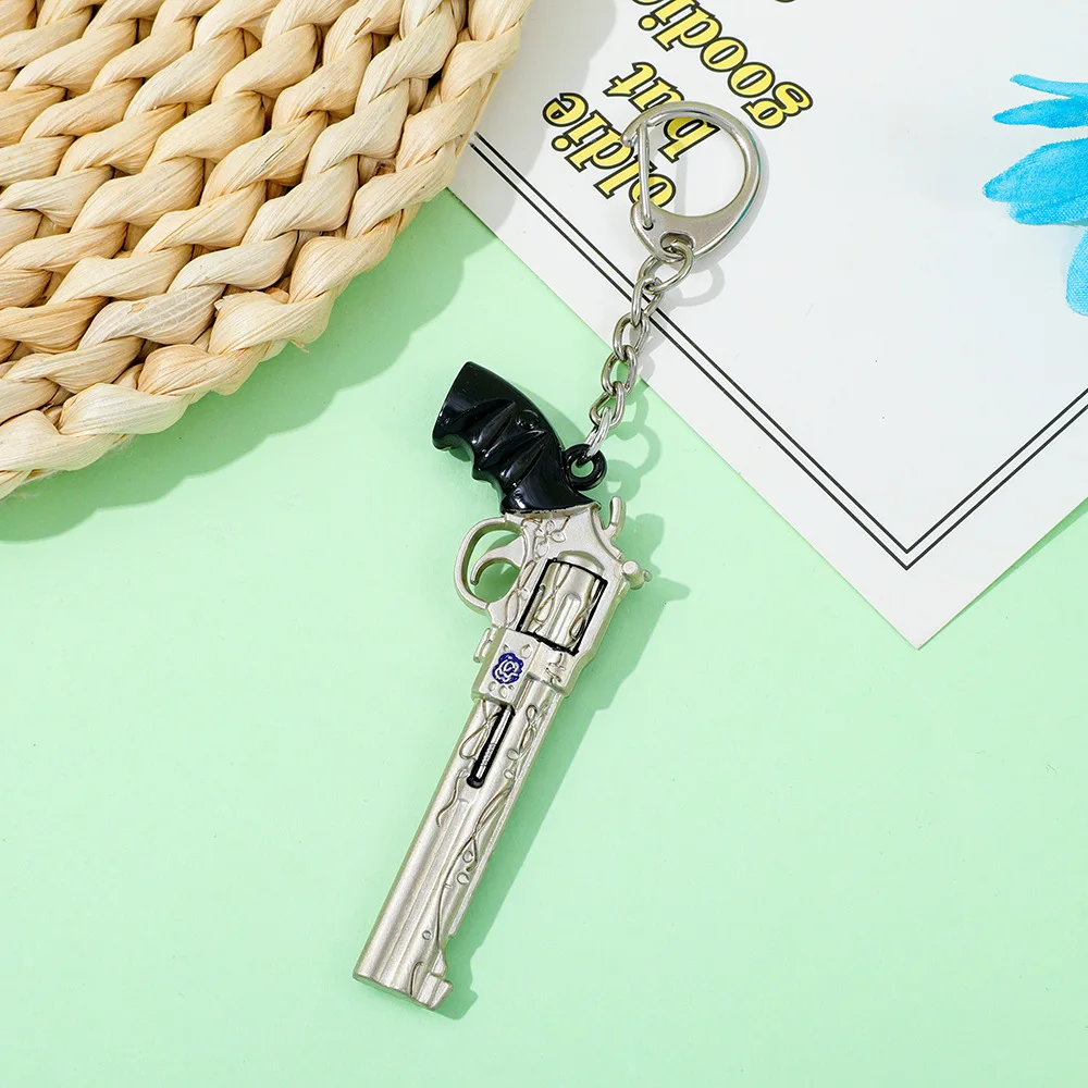 Mini Revolver Keychain Game Punk Style Fashion Cool Pistol Key Ring for Men And Boys Backpack Car Accessories