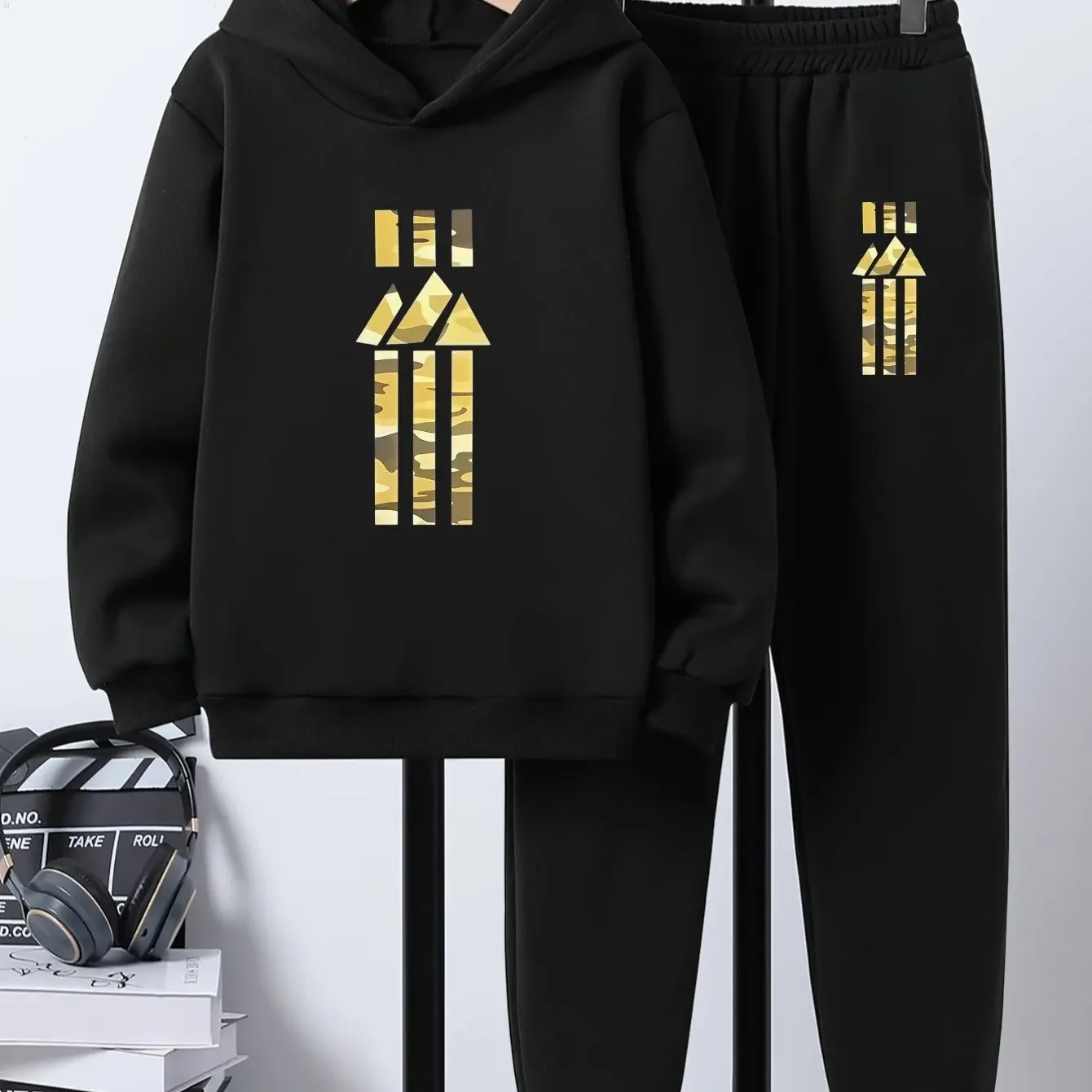2026 letter printed sportswear set men's hooded sweatshirt long pants set spring and autumn winter warm suit