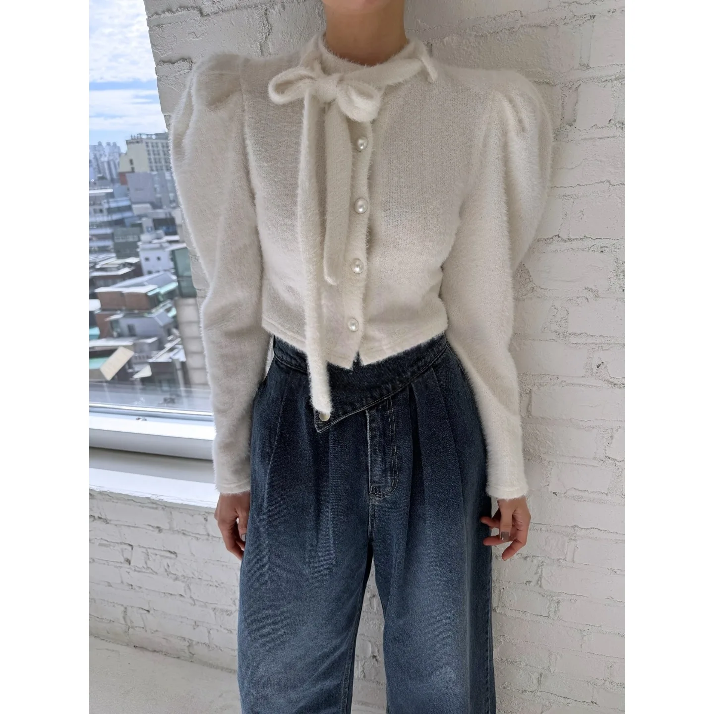 Faionable Pearl Buttoned Furry Jaet And Strap Set Women's Sweet Ele Top Bubble Sve Korean Sle Spring Autumn Winter