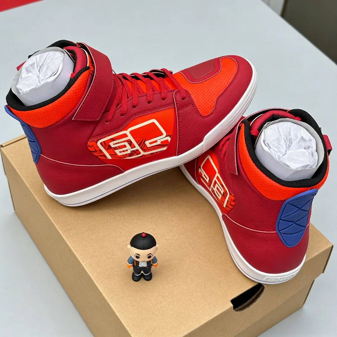 

Роскошные брендовые кроссовки THUNDER MM93, мужские кроссовки, летние дышащие мотоциклетные туфли, кожаная водонепроницаемая спортивная повседневная обувь