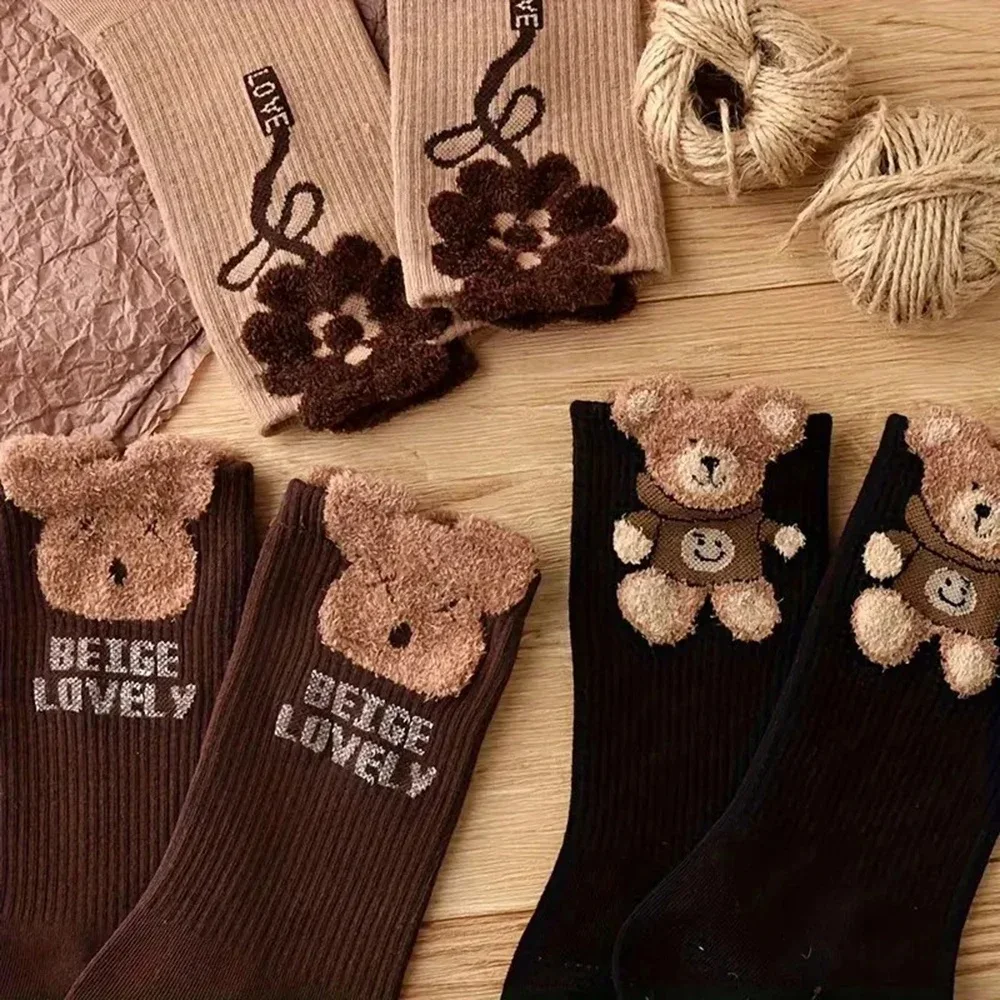3 Pairs Women Spring Autumn Cartoon Bear Pattern Mid Tube Socks Fashionable Letter Printing Soft Comfortable Casual Socks - view 2