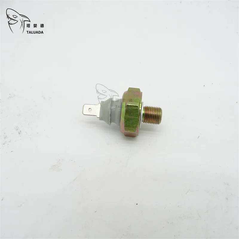 For Mitsubishi Oil Pressure Switch L2E L3E S3L S3L2 S4L Engine Part Oil Pressure Sensor 31A90-00601 MM431777