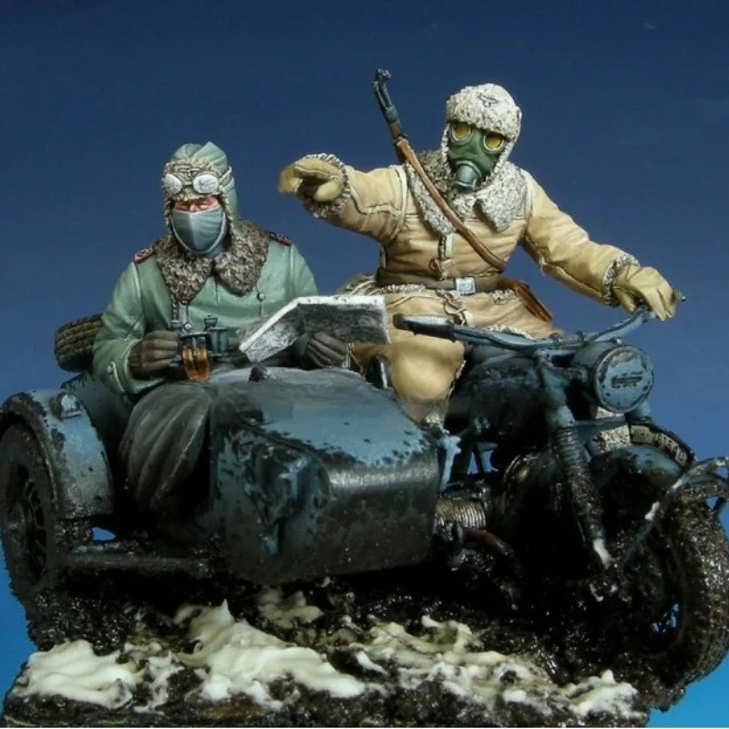 1/35 Scale Resin Figure Model Kits Historical Miniature Motorized Infantry Winter 2 Figures Unassembled and Unpainted C568