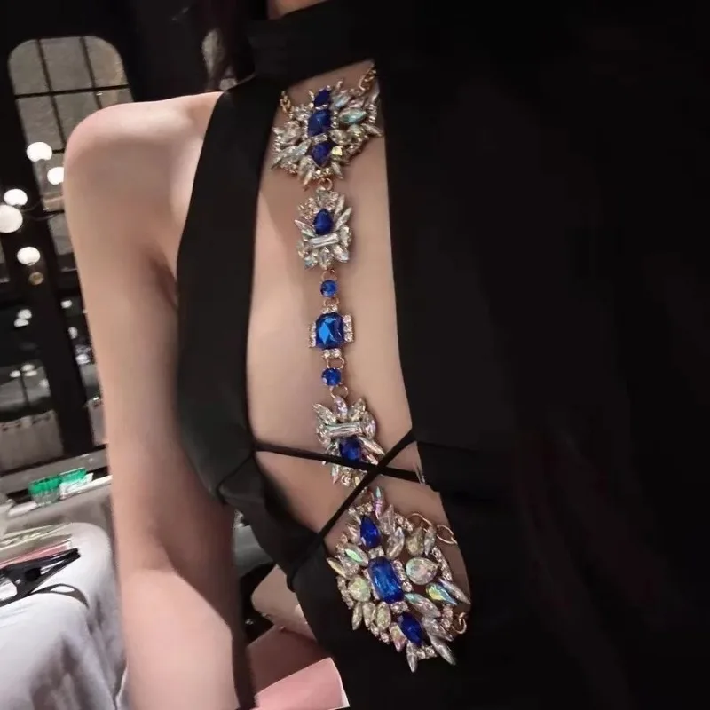 

HQ сверкающая бриллиантовая цепочка на грудь, сексуальные аксессуары, популярная модная цепочка для бикини, роскошная цепочка для тела, женские украшения, сексуальные игрушки для девочек